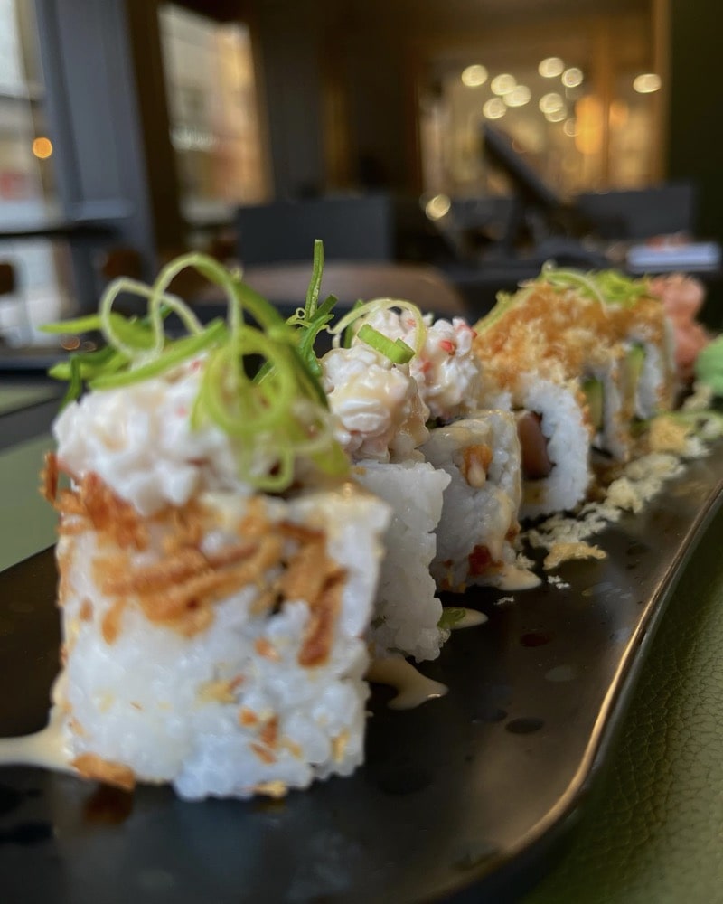 Fukuro Sushi & Sashimi Bar