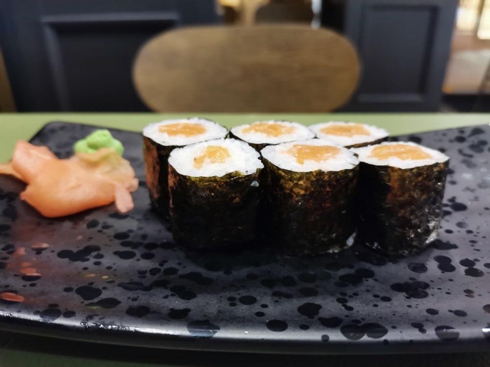 Fukuro Sushi & Sashimi Bar
