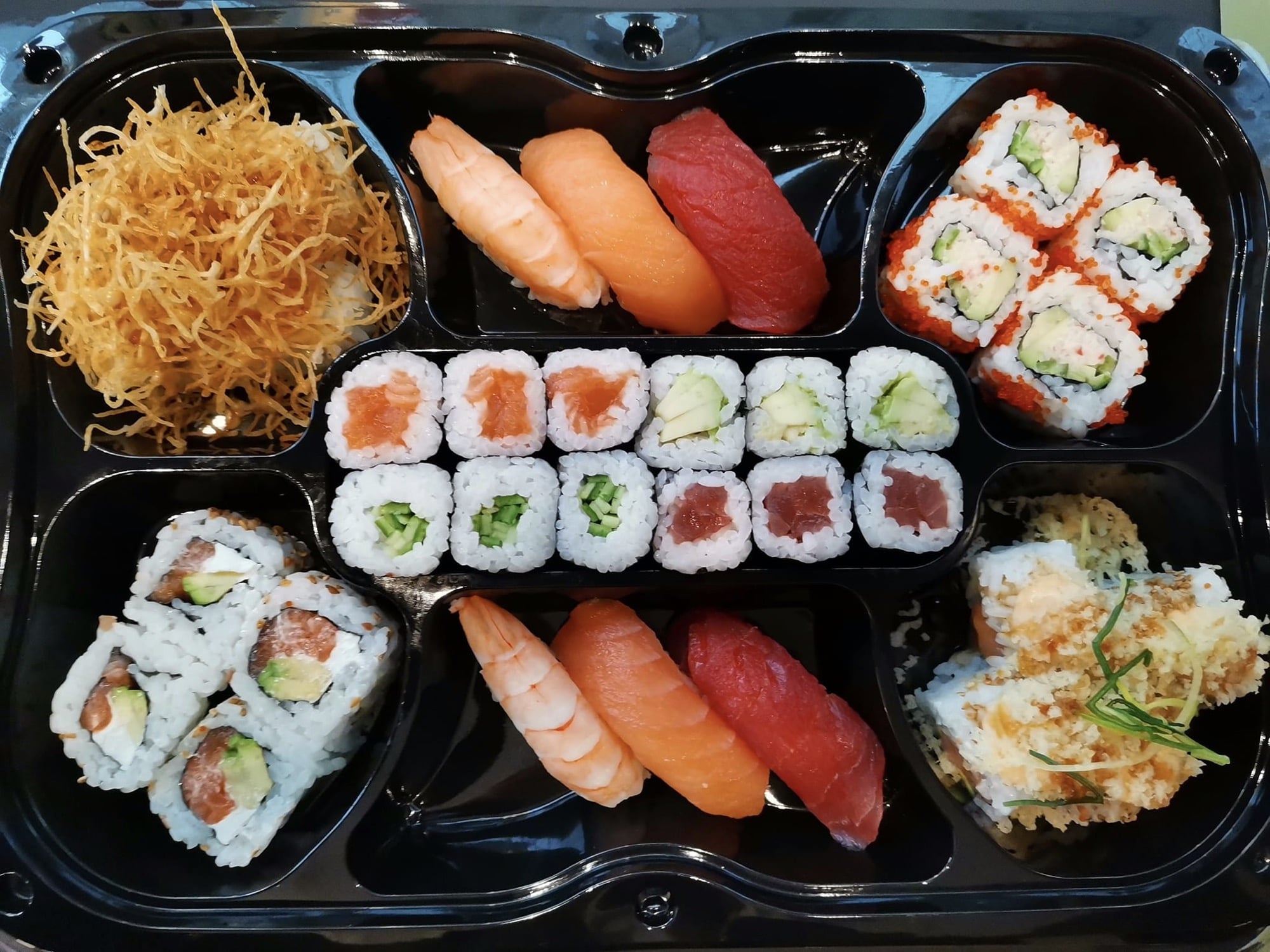 Fukuro Sushi & Sashimi Bar