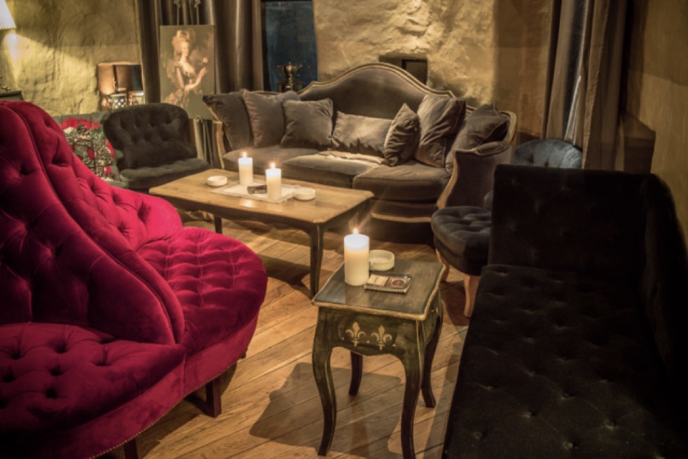 Vintage Bar